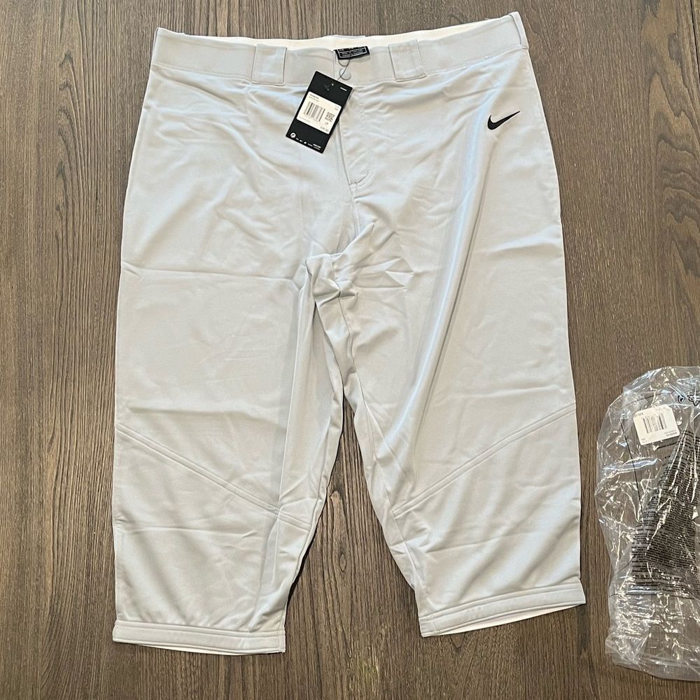 Nike Vapor Women's Softball/Baseball Pants 3/4 Length Crop - Size XXL